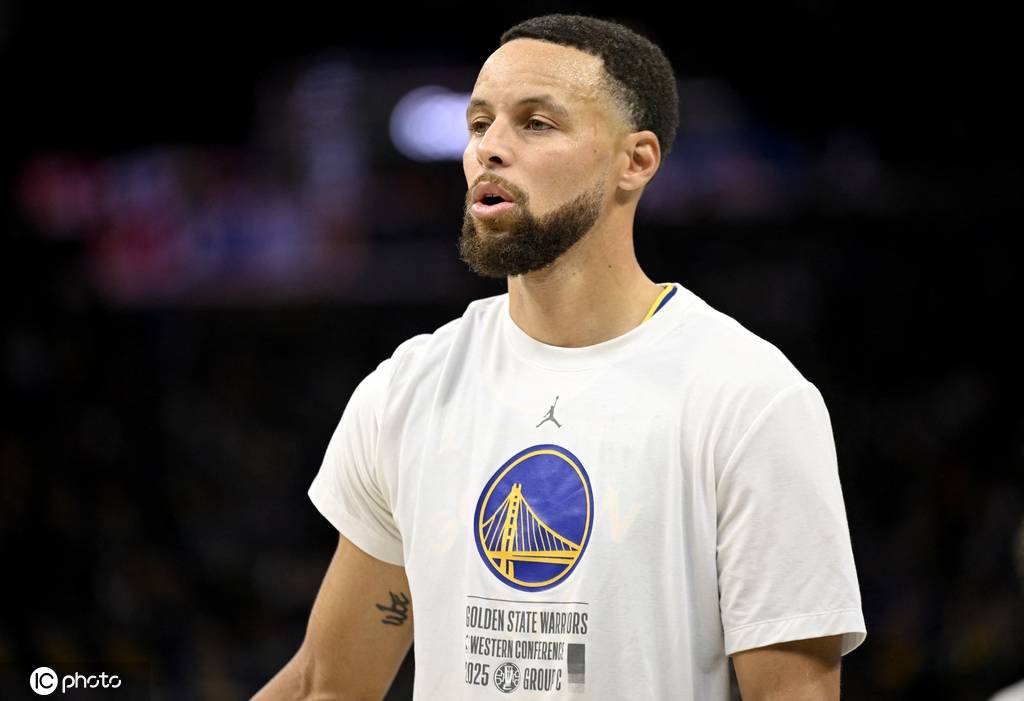 勇士官方：库里恢复良好 已开始个人场上专项训练